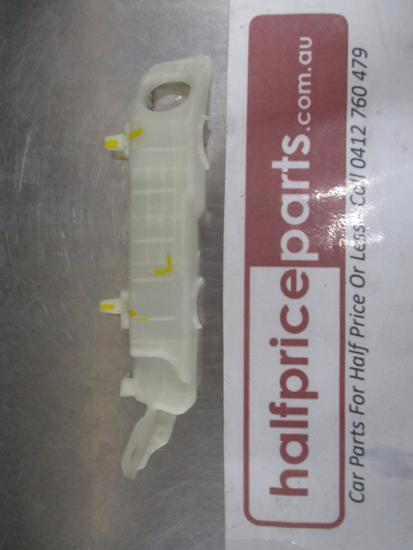 Hyundai Elantra Genuine Left Hand Front Bumper Side Bracket New Part