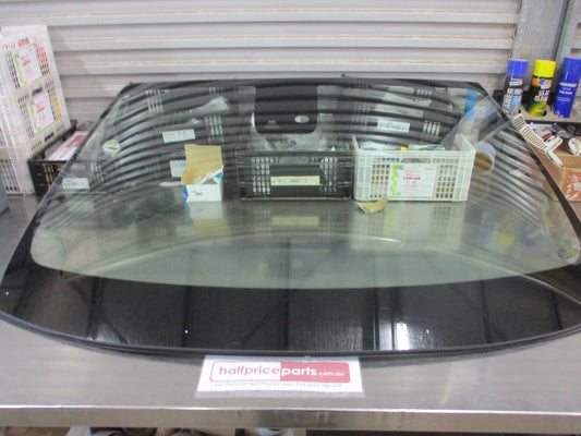 Nissan X-Trail T32 Genuine Front Windscreen With Rain Sensor New Part