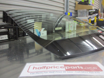 Nissan X-Trail T32 Genuine Front Windscreen With Rain Sensor New Part