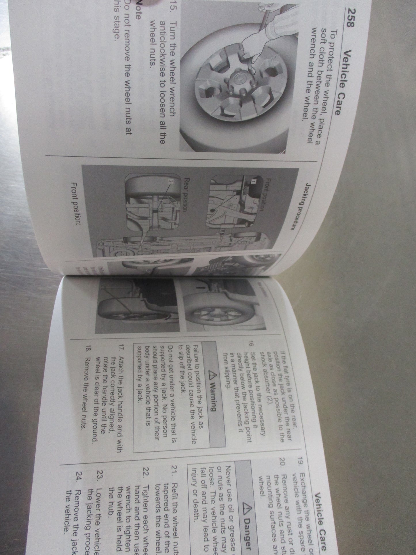 Holden RG Colorado Genuine Owners Manual MY19 New Part