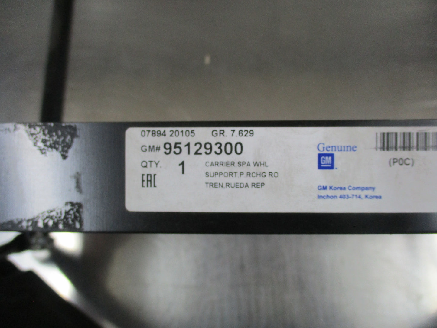 Holden Captiva C100 Genuine Spare Wheel Carrier New