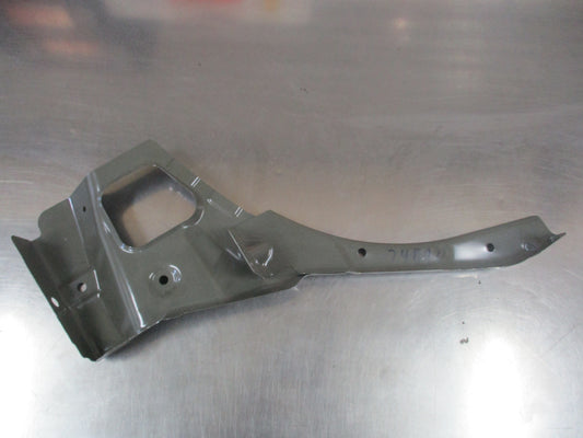 LDV T60 Genuine Left Front (Passengers) Wheelhouse Outrigger Assy New