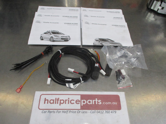Hyundai Elantra / I30 Genuine Interior Lighting Fitting Kit (WITH OUT LIGHTS)  New Part.