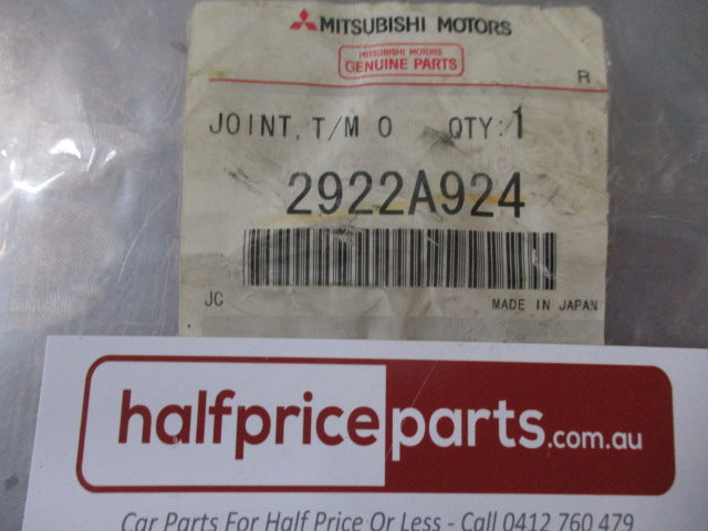 Mitsubishi Outlander Sport Genuine Transmission Oil Cooler Joint T/M New Part
