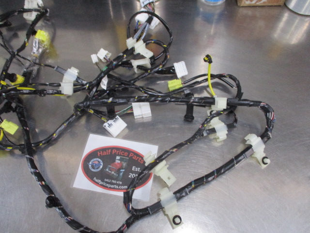 Mitsubishi Triton Genuine Floor Wiring Harness MPN Assembly New Part.