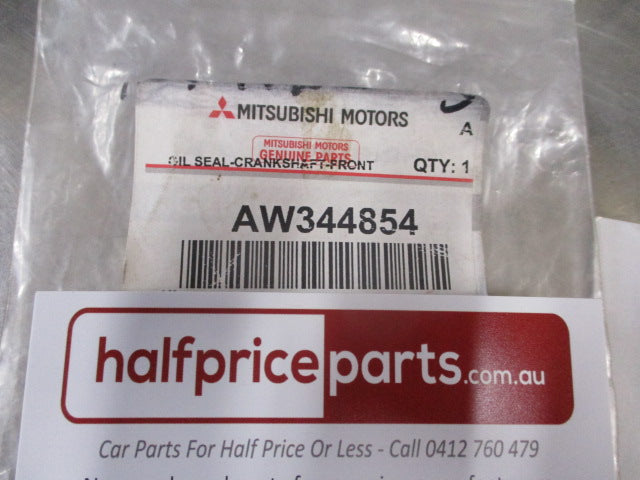 Mitsubishi Magna Genuine Front Crankshaft Oil Seal New Part