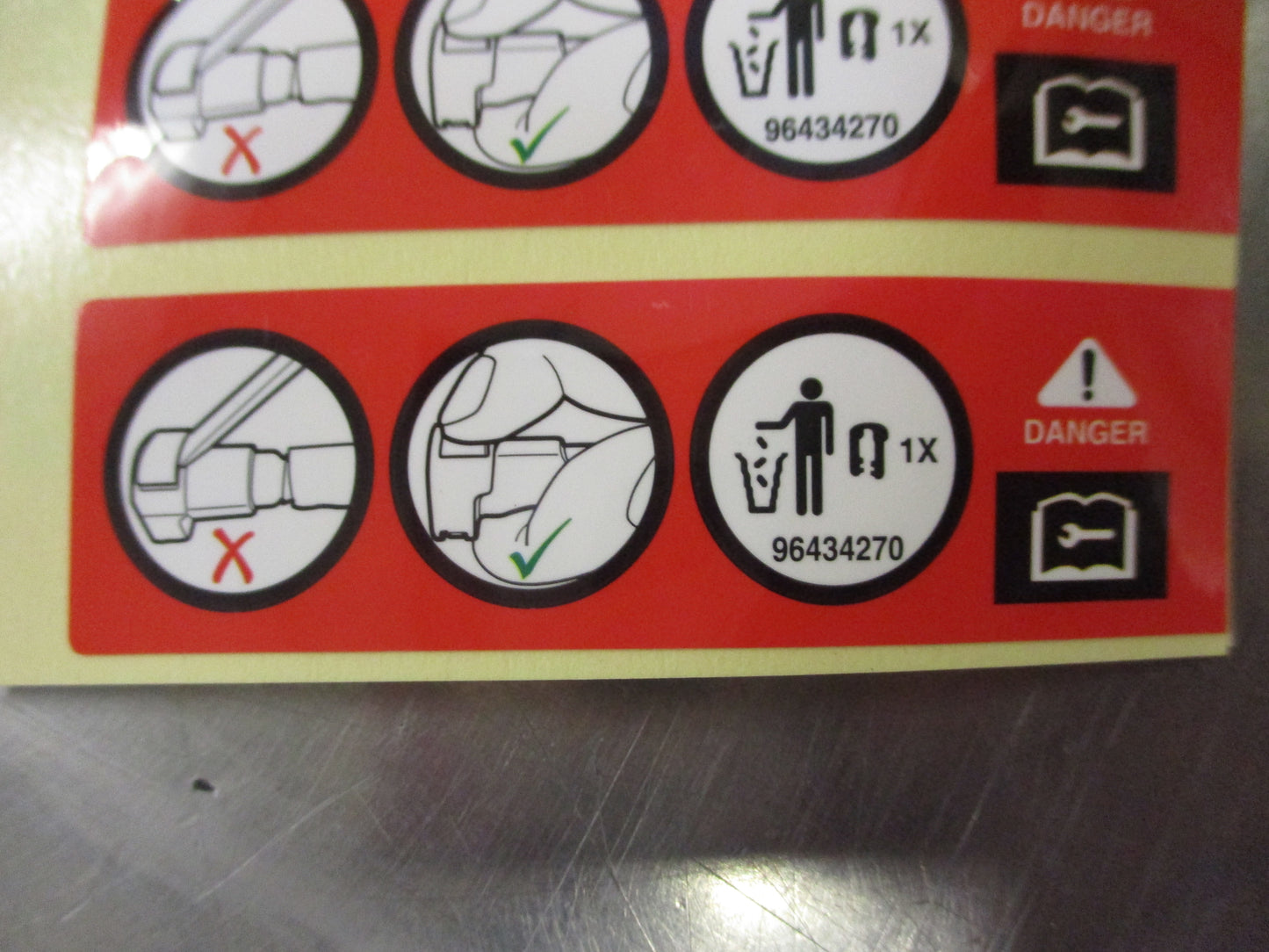 Holden Captiva Genuine Lable Set Fuel Feed Return Pipe New Part