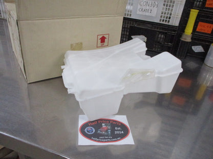 Mitsubishi Pajero Genuine Windscreen Washer Tank New Part