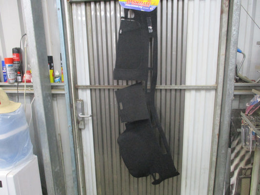 Shevron Holden RG Colorado Black Dash Mat New