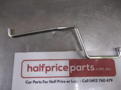 Mitsubishi Triton Dual Cab Genuine Right Hand Front Door Traction Lock Mechanism Rod New Part