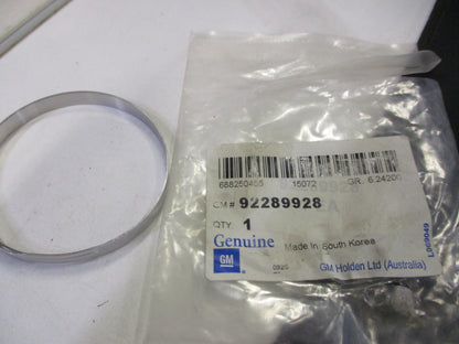 Holden Caprice Genuine Steering Rack Boot Clamp New Part