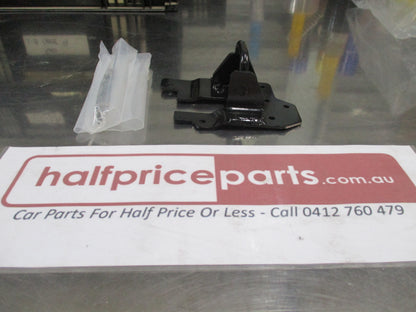 Ford Ranger/Mazda BT-50 Genuine Bonnet Striker Kit New Part