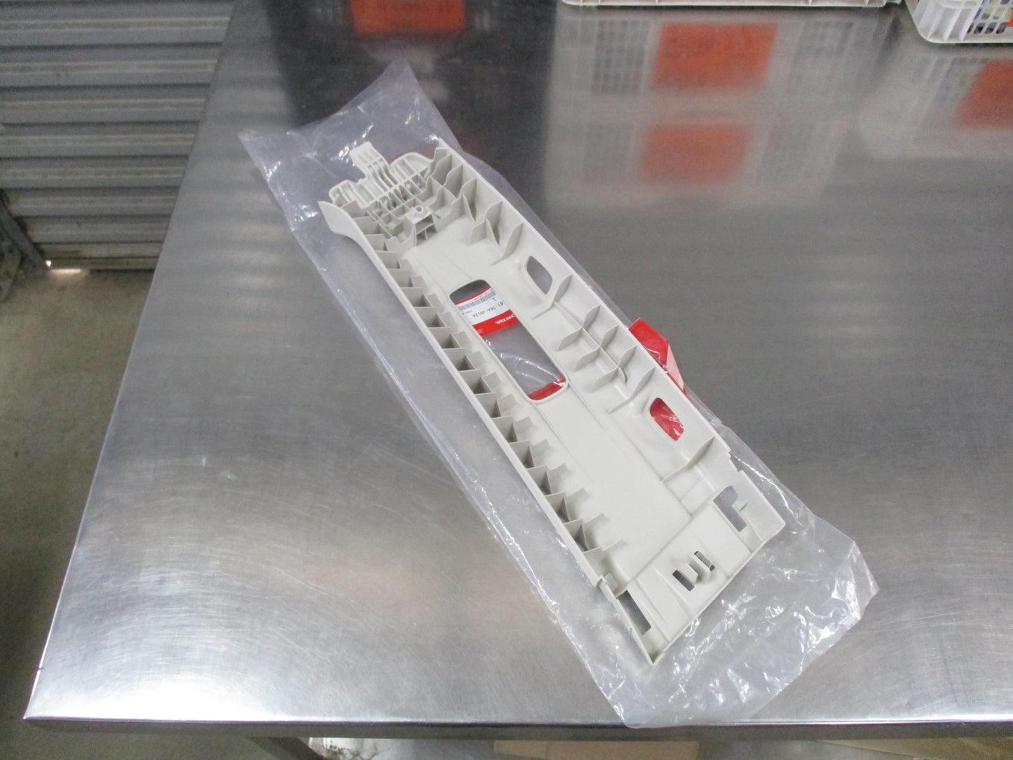 Honda Odyssey Genuine Passenger Side B Pillar Garnish New
