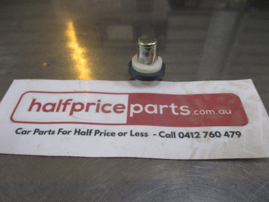 Mitsubishi Pajero Genuine Front Diff Plug Breather Replacement New Part