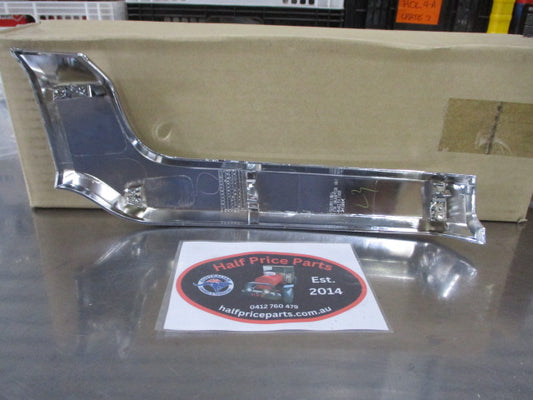Mitsubishi Pajero NX Genuine Right Hand Front Chrome Garnish (Drivers) New Part