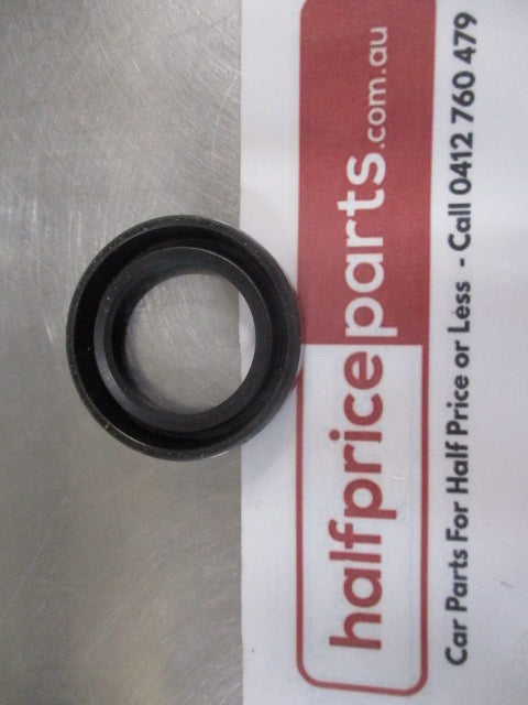 Mitsubishi Eclipse/Galant/ Genuine Manual Transmission Extension Housing Oil Seal New Part