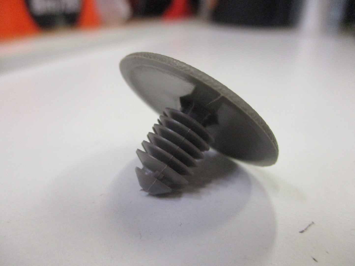 Nissan Y61 Patrol Genuine Trim Clip New Part