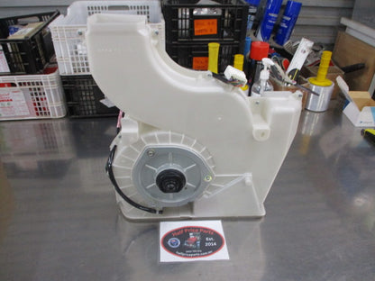 Mitsubishi Pajero Genuine Rear Heater Blower Assembly New Part