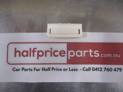 Mitsubishi Outlander Genuine Drip Moulding Clip New Part