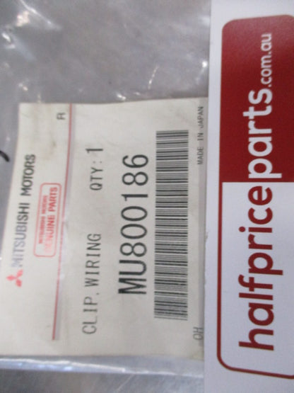 Mitsubishi Pajero Genuine Wiring Body Clamp New Part