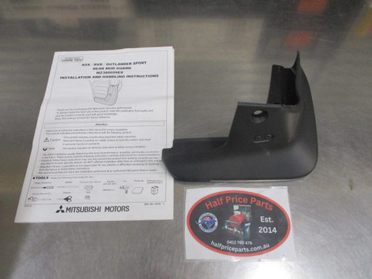 Mitsubishi Outlander Sports Genuine Right Hand Rear Mud Flap ONLY New Part.