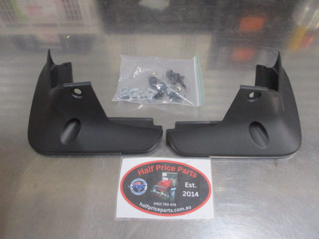 Mitsubishi Outlander Sports Genuine Rear Mud Flap Set New Part