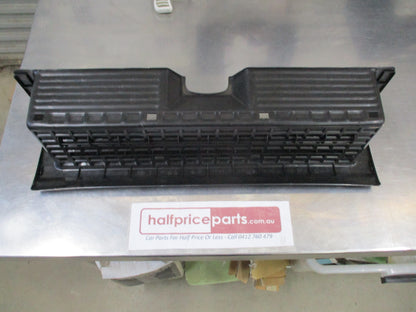Mazda E2000/E2200 Genuine Right Hand Rear Step Cover New Part