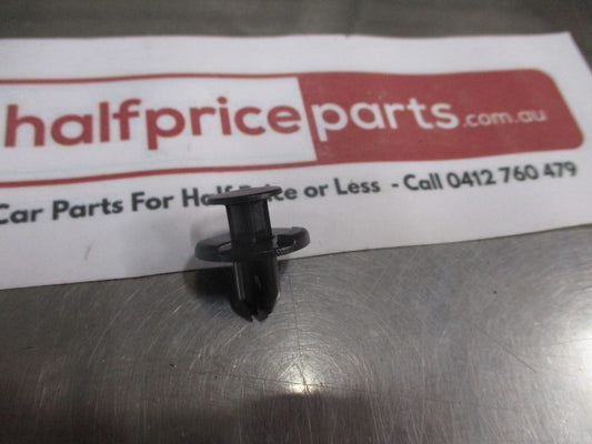 Mitsubishi Mirage Genuine Inner Wheel Liner Clip New Part