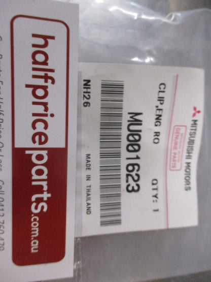 Mitsubishi Mirage Genuine Inner Wheel Liner Clip New Part