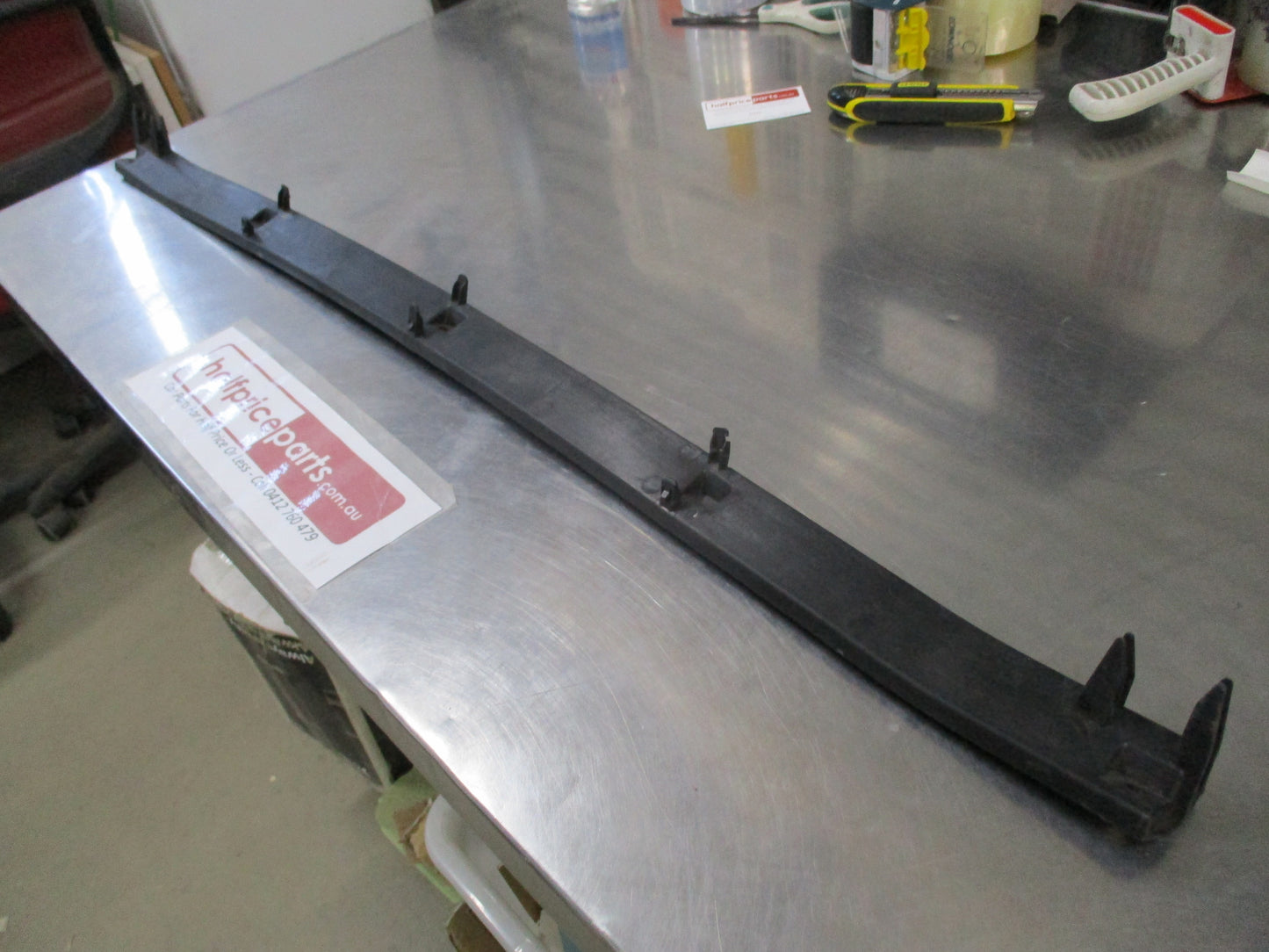 Mazda Tribute/Ford Escape Genuine Rear Bumper Retainer New Part