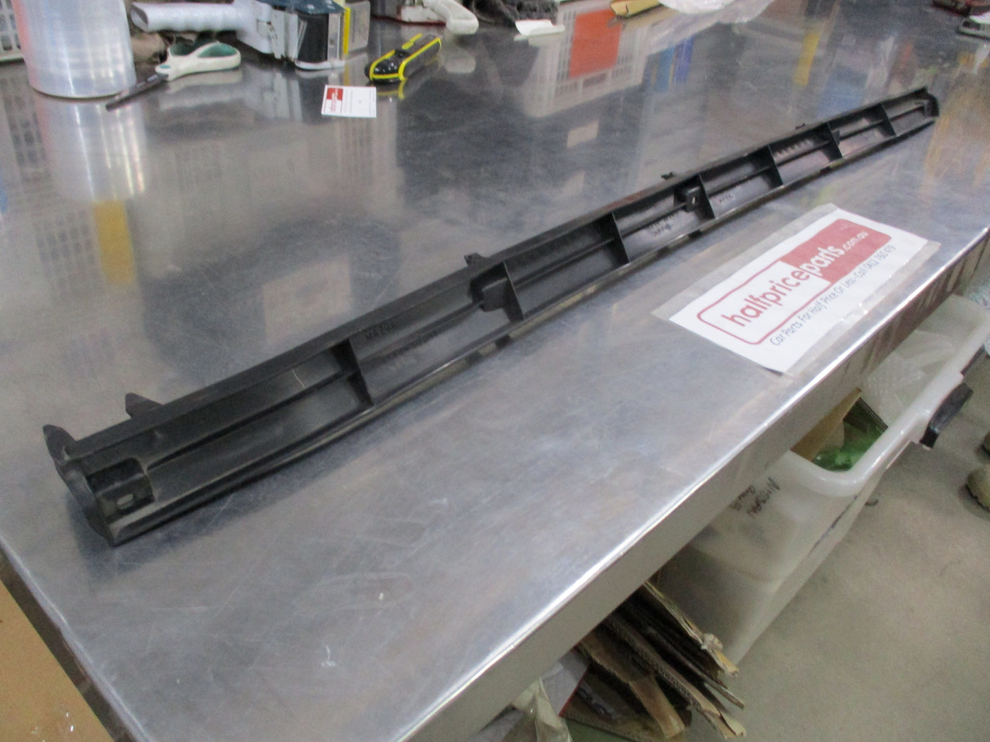 Mazda Tribute/Ford Escape Genuine Rear Bumper Retainer New Part