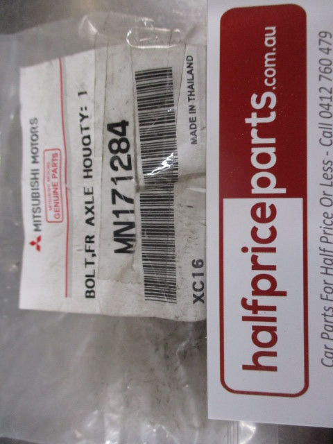 Mitsubishi Triton Genuine Front Axle Housing Bolt New Part