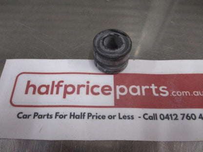Mitsubishi Pajero Genuine Air Cleaner Body Insulator New Part