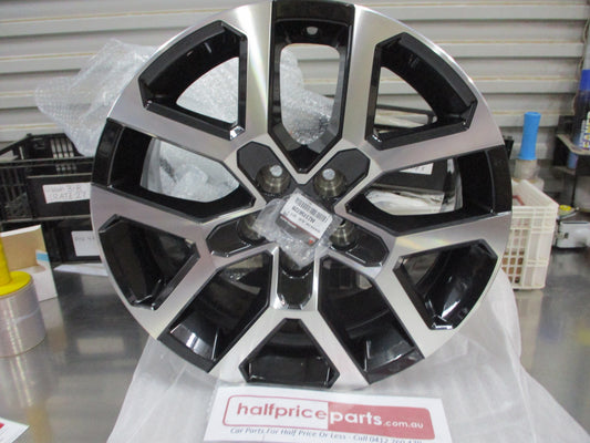 Mitsubishi Outlander Genuine 18x71/2- 1 X Alloy Wheel With Center Cap New Part