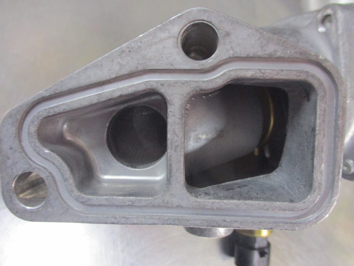 Holden Astra-Vectra-Zafira Genuine Thermostat Housing Assembly New Part