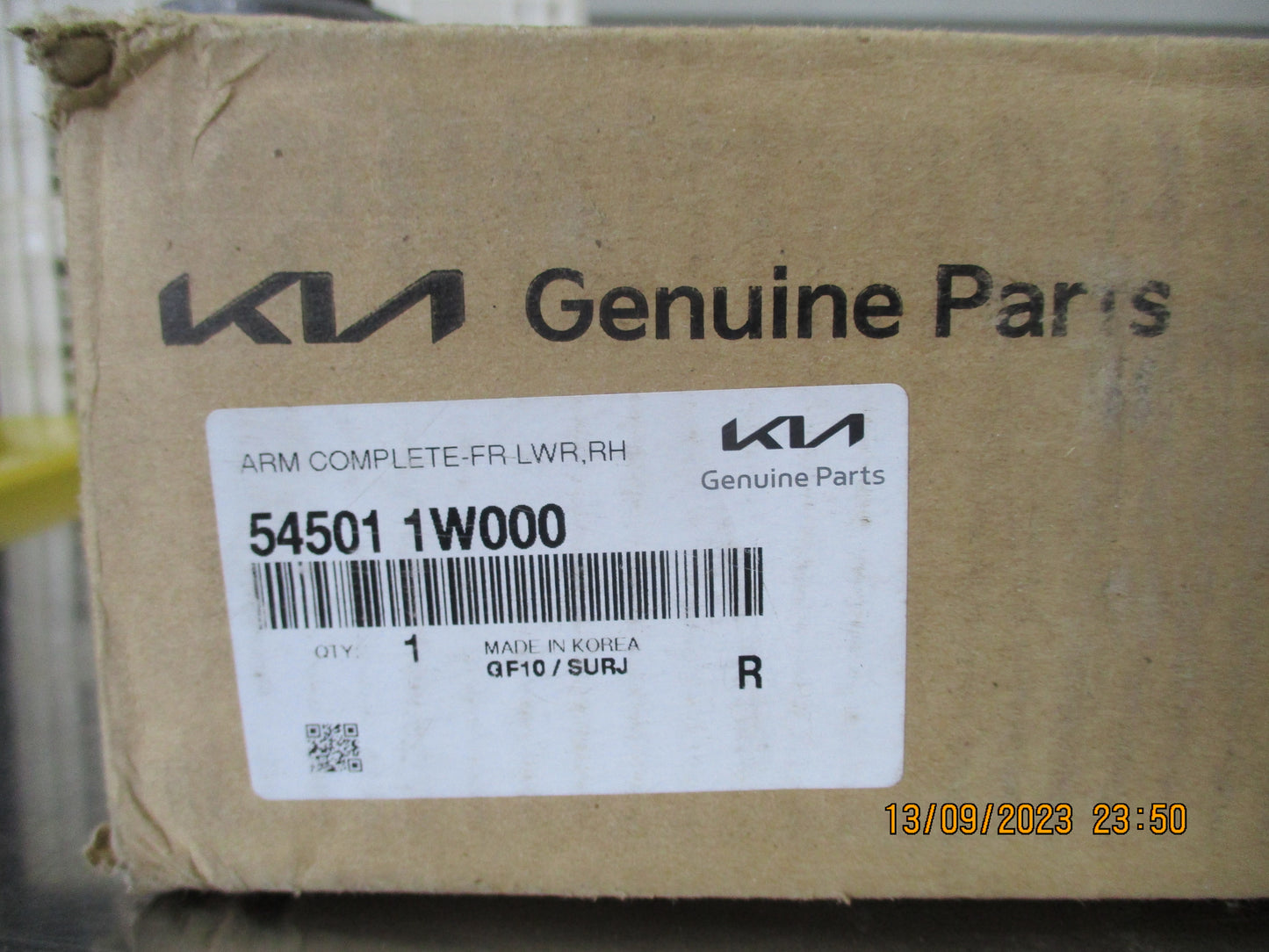 Kia Rio Genuine Lower Drivers Side Control Arm Assy New