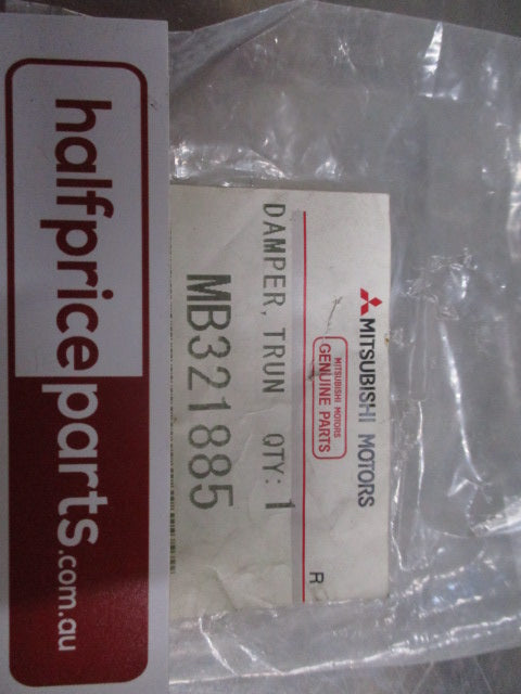 Mitsubishi Pajero/Outlander Genuine Rear Tail Gate Damper Rubber New Part