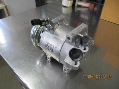 Mitsubishi Triton Genuine A/C Compressor And Clutch New