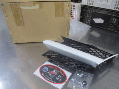 Mitsubishi Outlander Genuine Left Hand Lower Radiator Grille Assembly (Factory White) New Part