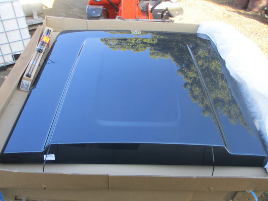 Holden RG Colorado Dual Cab Genuine 1 Piece Hard Lid Cover Kit Camera Dark Shadow New Part