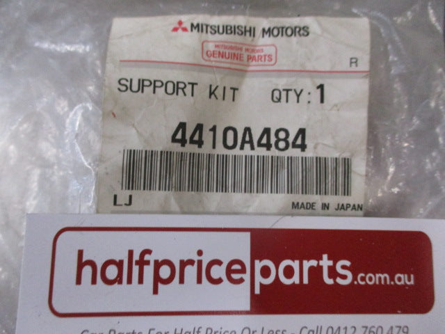 Mitsubishi Pajero Genuine Steering Support Case New Part