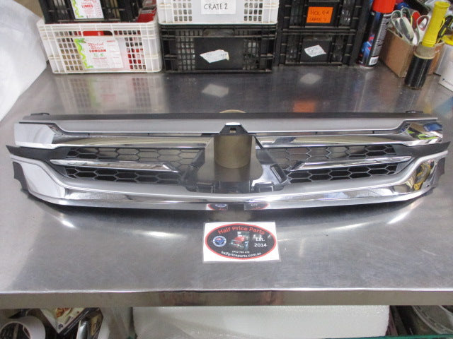 Mitsubishi QE Pajero Sport Exceed Genuine Front Chrome Grille Assembly New Part