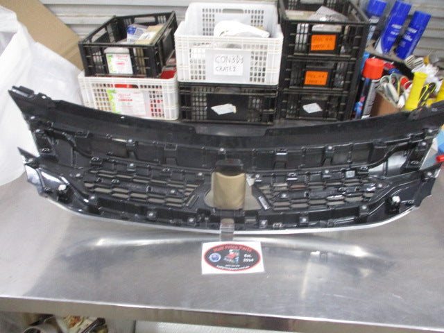 Mitsubishi QE Pajero Sport Exceed Genuine Front Chrome Grille Assembly New Part
