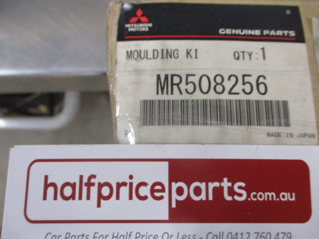 Mitsubishi Pajero Genuine Right (Driver) Side Over Fender/Wheel Arch (Factory Silver) New Part