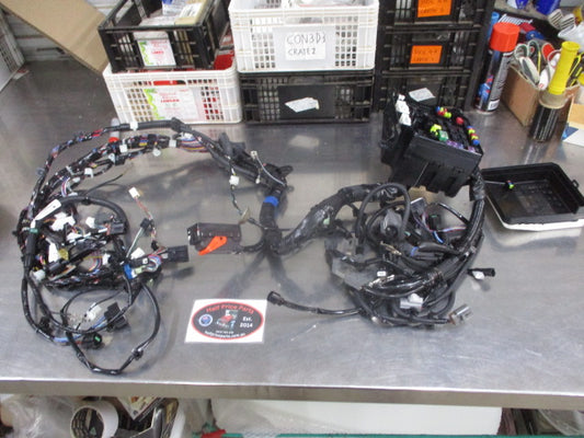 Mitsubishi Lancer Genuine Engine Bay Wiring Harness Assembly And Fuse Box New Part