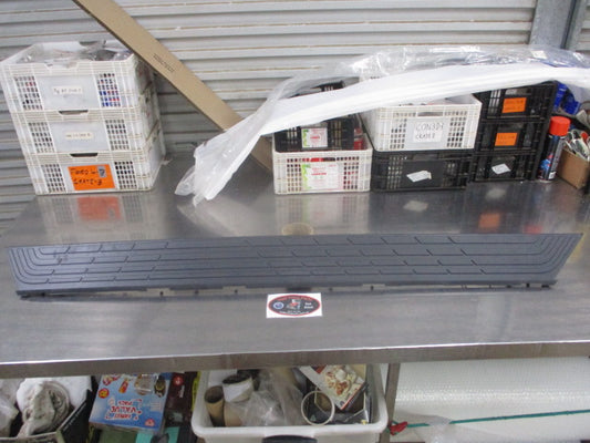 Mitsubishi Pajero Genuine Left Hand Side Step Cover Trim New Part