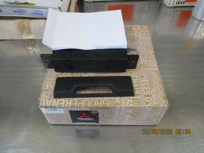Renault Traffic 3 Genuine Tablet Holder New