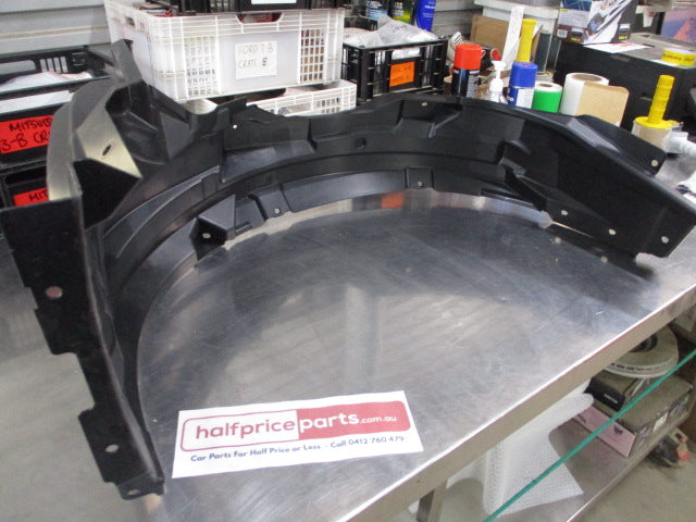 Mitsubishi Outlander Genuine Right Hand Front Guard Liner New Part