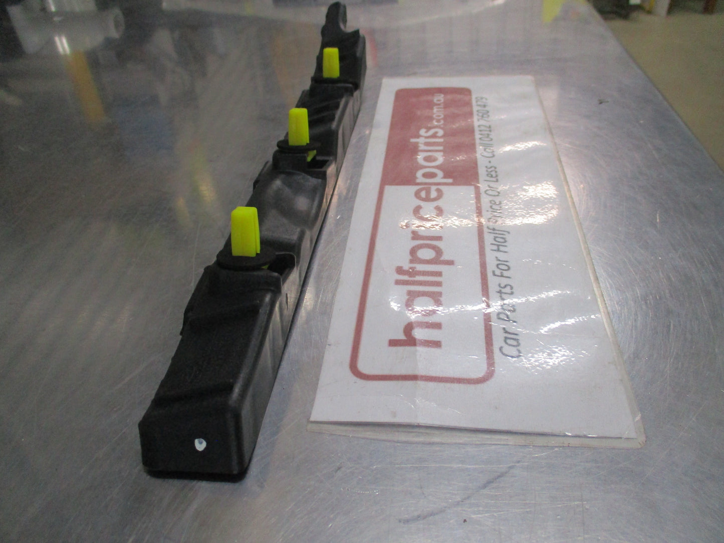 Hyundai Accent Genuine Right Hand Upper Rear Bumper Support Bracket New Part