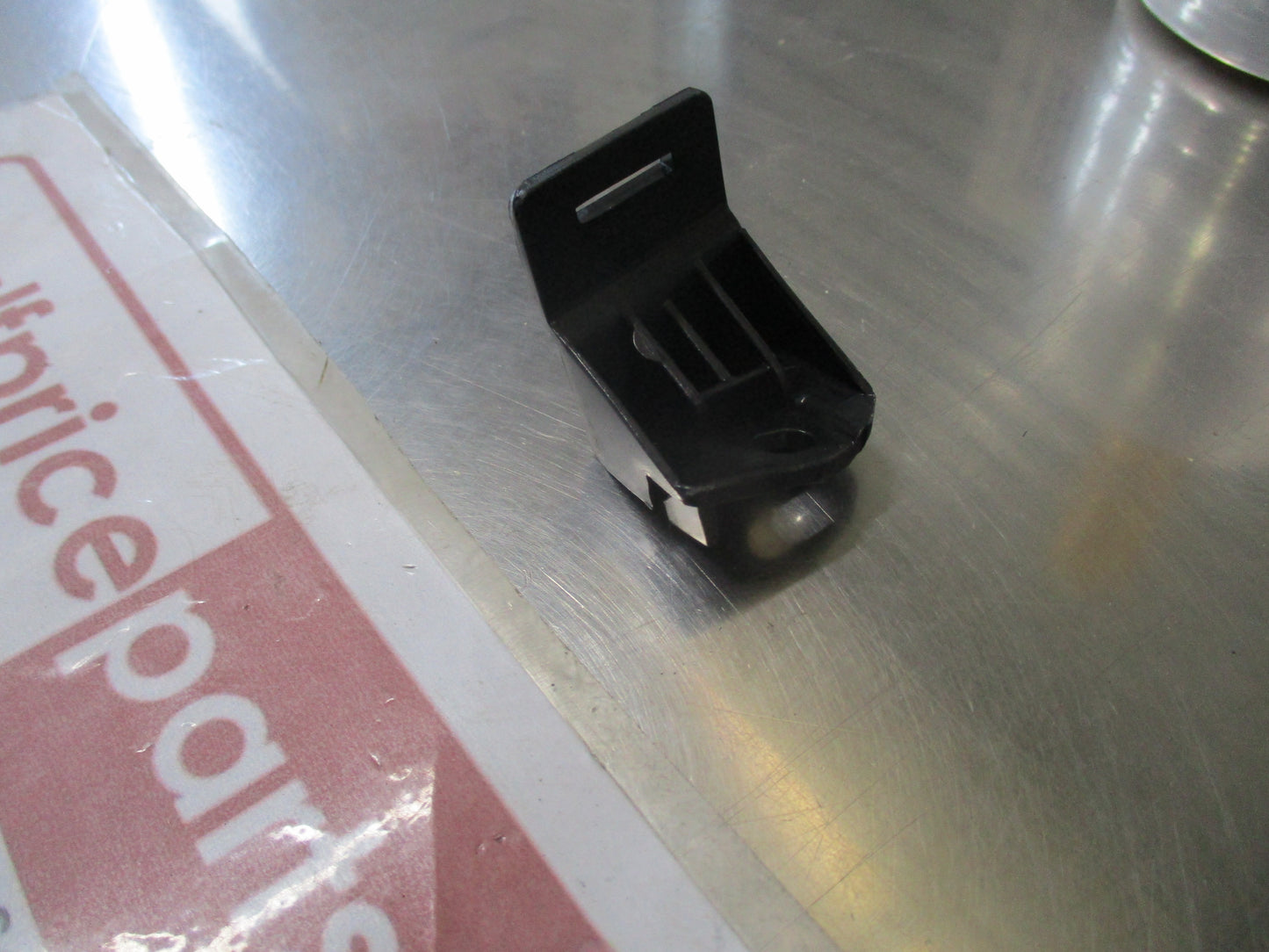 Hyundai Tucson Genuine Right (Driver) Rear Bumper Bar Bracket New Part